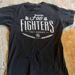 Foo Fighters T Shirt 100% Organic Rock Band Logo Women’s Small